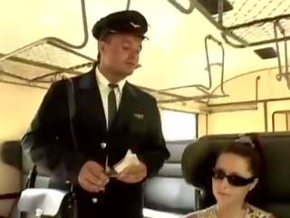 Train-ticket ή γαμήσι?