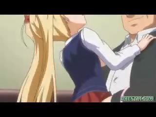 Pechugona hentai chica assfucked en la clase