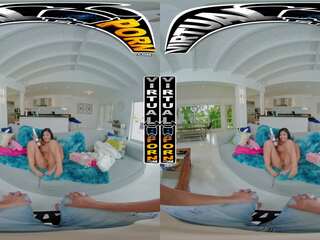 VIRTUALPORN - Giving Xxlayna Marie The Gift Of Your Big Fat dick For Her Special Day