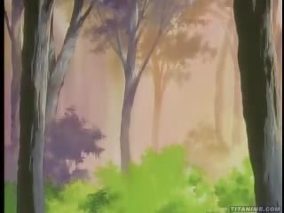 Smulkutė anime divinity su tobulas mėlynas akys kuprotas į as miškai