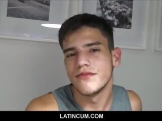 Lurus amatur muda latino pemuda dibayar wang untuk gay pesta seks berkumpulan