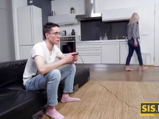 Sis.porn. science geek stops fooling a bayan clip vid game to fuck stepsister