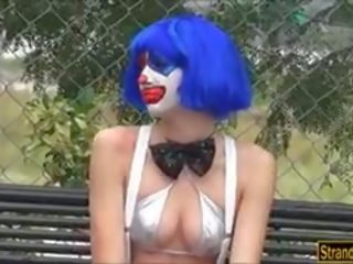 Frown clown mikayla gratis sborra su bocca da sconosciuto