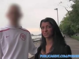 Publicagent ساحر امرأة سمراء مارس الجنس في الفندق كما لها فرنك بلجيكي waits خارج