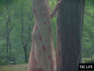 Luiseva kultaseni nussii itse kova sisään the metsä seksi video- videot