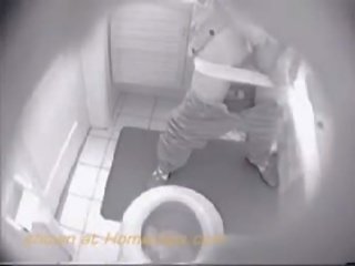 Скрит камера - тоалетна онанизъм