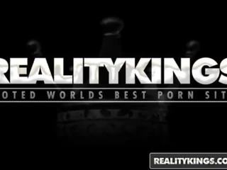 ملوك الواقع - rk grown-up - خادمة مشاكل