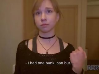 Debt4k&period; אליס klay מקבל מזוין על ידי זָר בגלל היא לקח את א loan ל iphone
